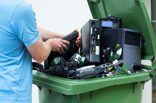 Efficient flat clearance services in Crystal Palace